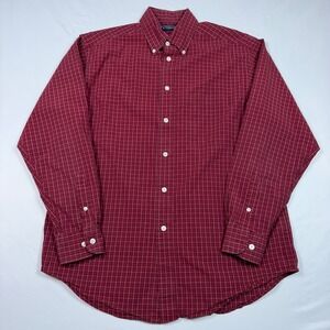 Roundtree & Yorke Button Down Shirt Mens Medium Red Plaid Cotton Long Sleeve